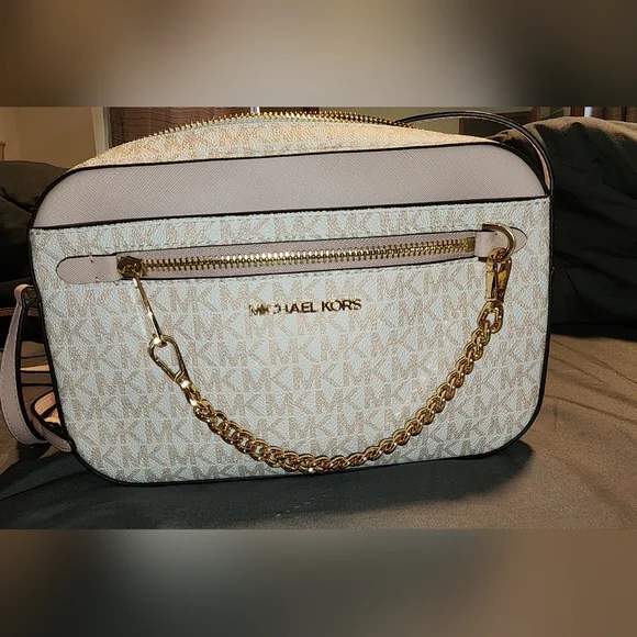 Michael Kors Crossbody Bag
